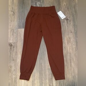 Athleta Salutation Stash Joggers, New With Tags, Size Medium